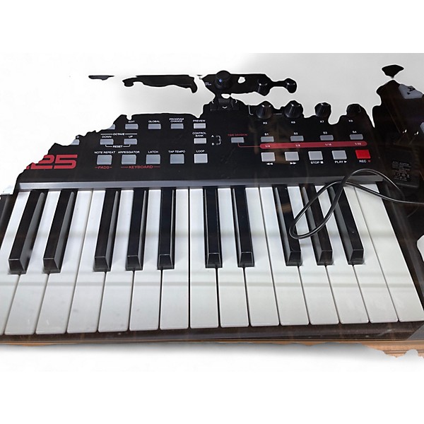 Used Akai Professional MPK225 25-Key MIDI Controller