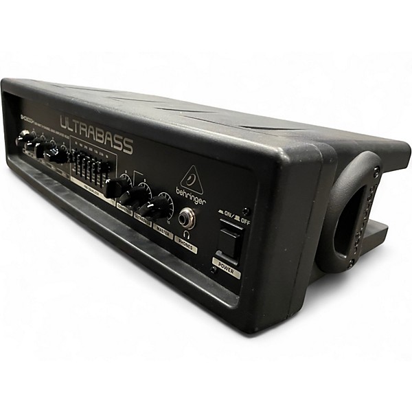 Used Behringer ultrabass BXD3000H Bass Amp Head