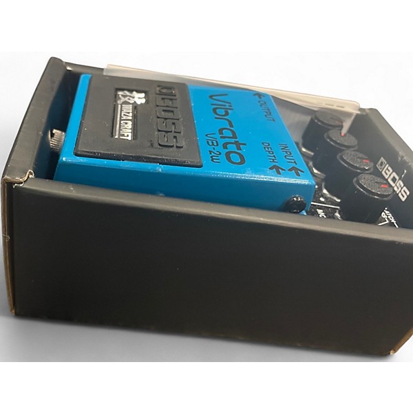 Used BOSS Vibrato VB-2W Effect Pedal