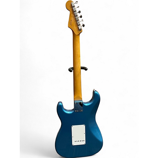 Used Fender Classic Series 1960S Stratocaster Lake Placid Blue Solid Body Electric Guitar