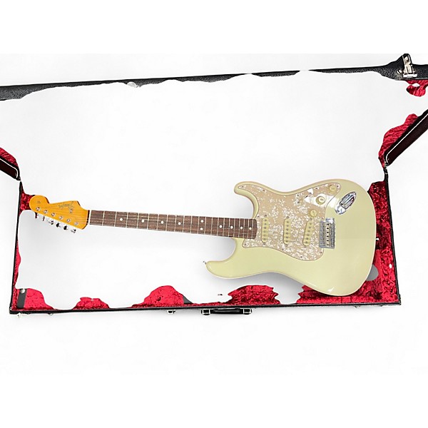 Used Fender American Original 60s Stratocaster Olympic White Solid Body Electric Guitar