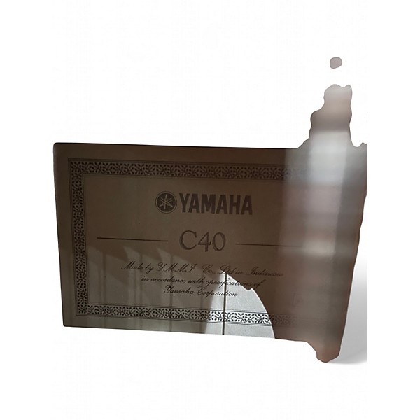 Used Yamaha C40 natural Classical Acoustic Guitar