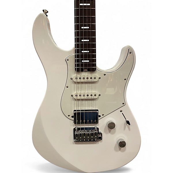 Used Yamaha pacifica standard plus Alpine White Solid Body Electric Guitar