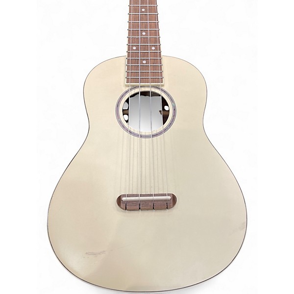 Used Fender Zuma Concert Olympic White Ukulele
