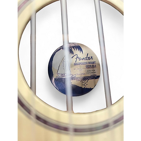 Used Fender Zuma Concert Olympic White Ukulele