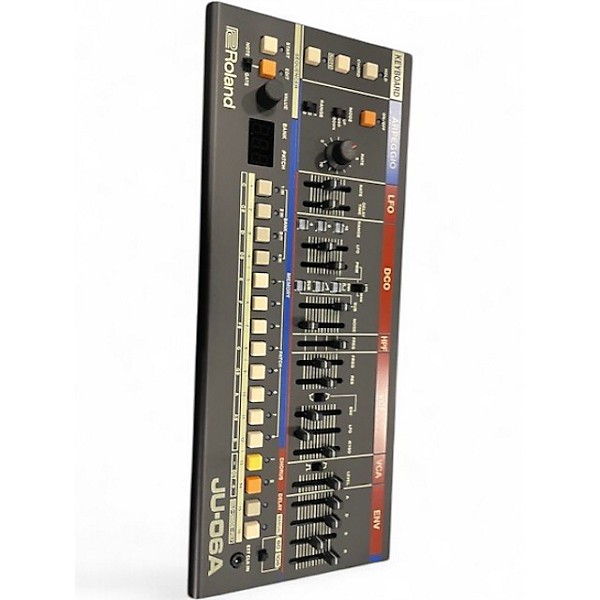 Used Roland JU06A Synthesizer