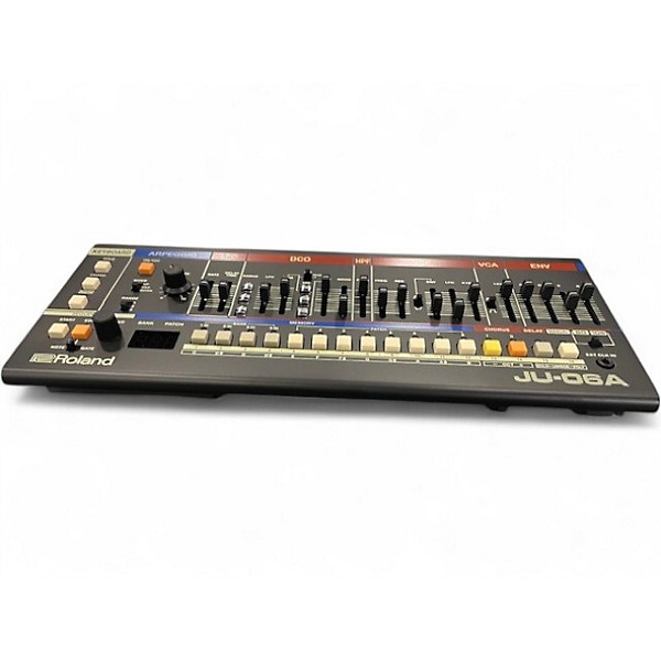 Used Roland JU06A Synthesizer
