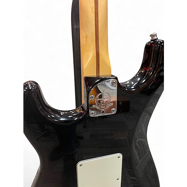 Used Fender American Deluxe Stratocaster Black Solid Body Electric Guitar