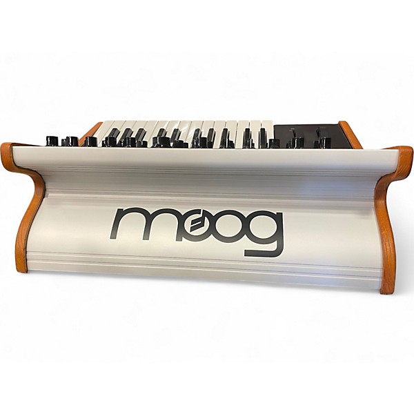 Used Moog subsequent 25 Synthesizer