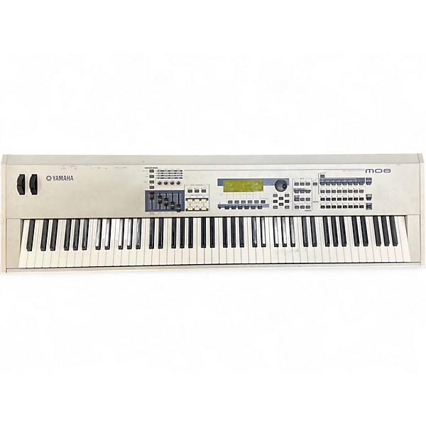 Used Yamaha MO8 88 Key Keyboard Workstation