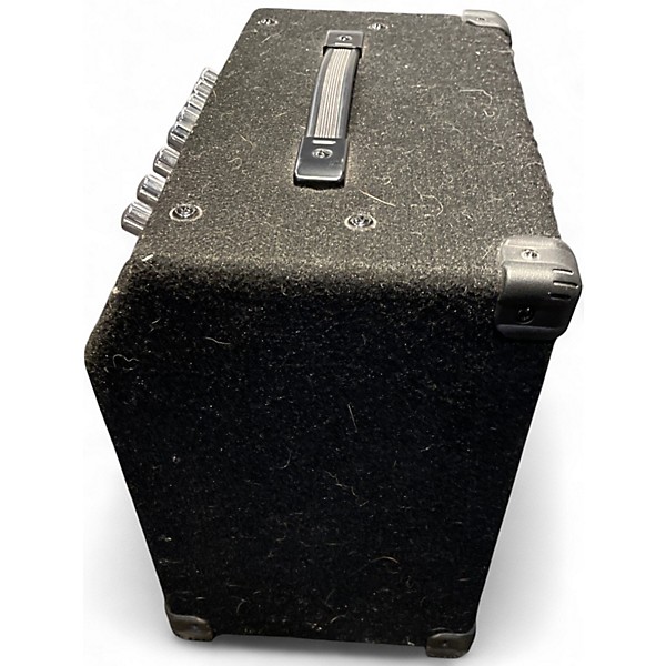 Used Line 6 LD15 Lowdown 15W 1X8 Bass Combo Amp