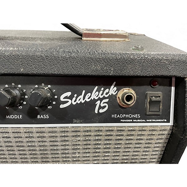Used Fender sidekick 15 Guitar Combo Amp