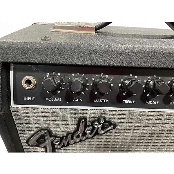 Used Fender sidekick 15 Guitar Combo Amp