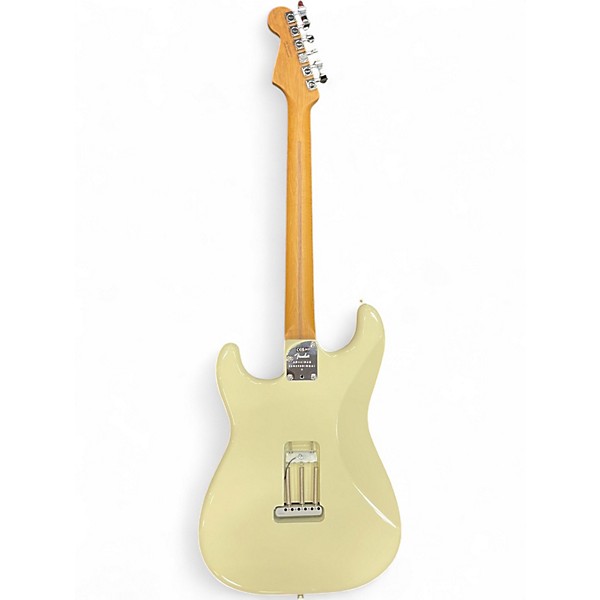 Used 2026 Fender AMERICAN PRO II GT11 Olympic White Solid Body Electric Guitar