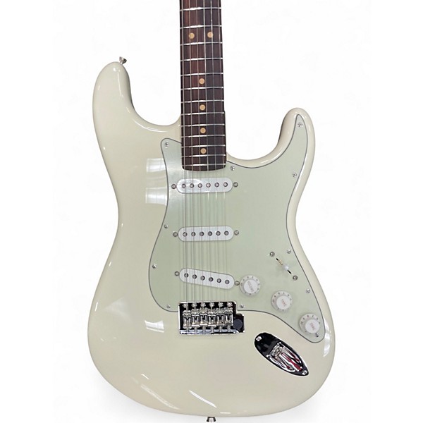 Used 2026 Fender AMERICAN PRO II GT11 Olympic White Solid Body Electric Guitar