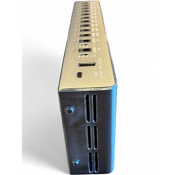 Used Fender ENGINE ROOM LVL 12 Power Conditioner