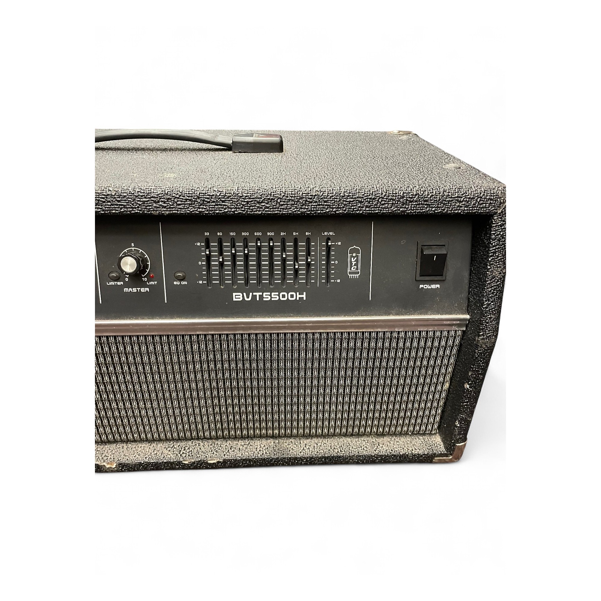Used Behringer Ultrabass BVT5500H 550W Bass Amp Head | Guitar Center