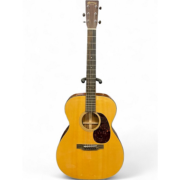Used Martin 00018 Natural Acoustic Guitar