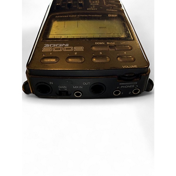 Used Zoom 9002 Battery Powered Amp
