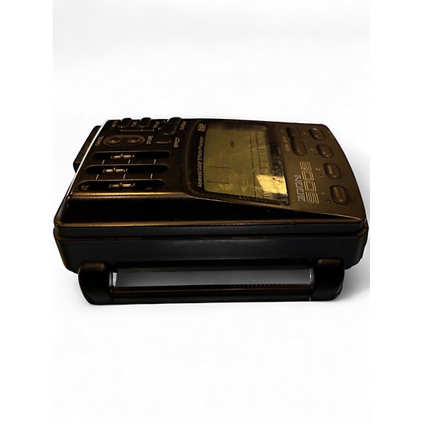 Used Zoom 9002 Battery Powered Amp