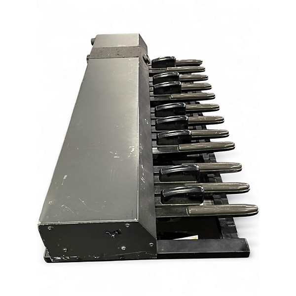 Used Hammond XPK200 MIDI Pedalboard
