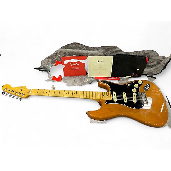 Used Fender American Professional II Stratocaster Vintage Natural Solid Body Electric Guitar