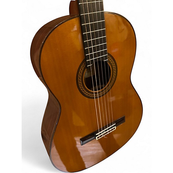 Used Yamaha G240 3 Color Sunburst Classical Acoustic Guitar