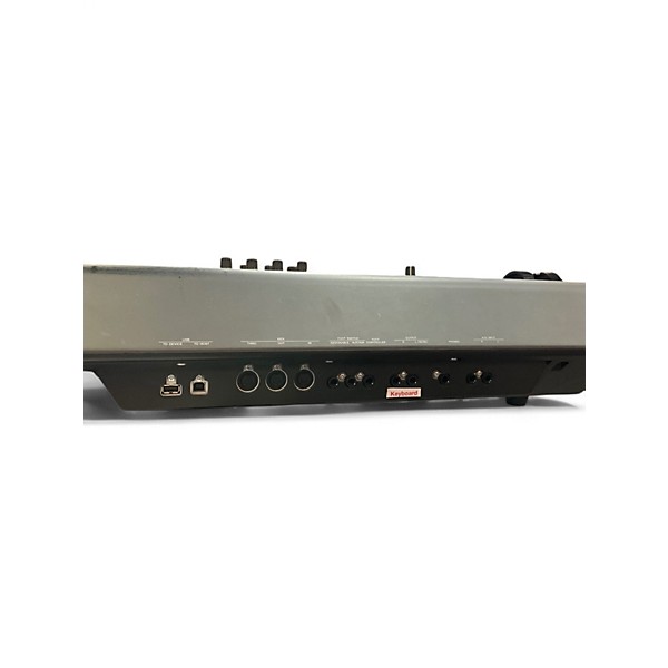 Used Yamaha MOXF8 88 Key Keyboard Workstation