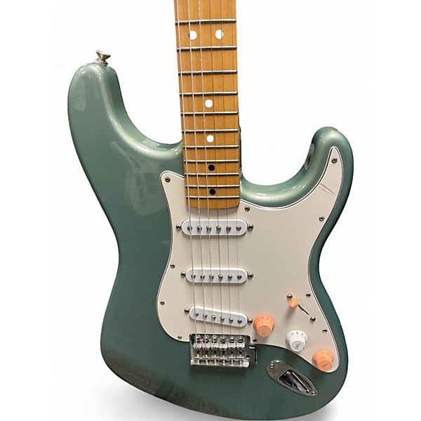 Used Fender Player Stratocaster Green Solid Body Electric Guitar