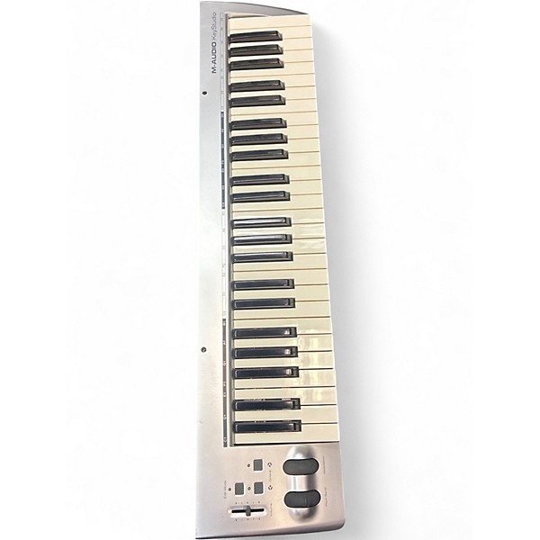 Used M-Audio KEYSTUDIO 49 KEY MIDI Controller