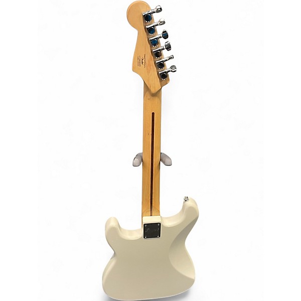 Used Squier Affinity Stratocaster White Solid Body Electric Guitar