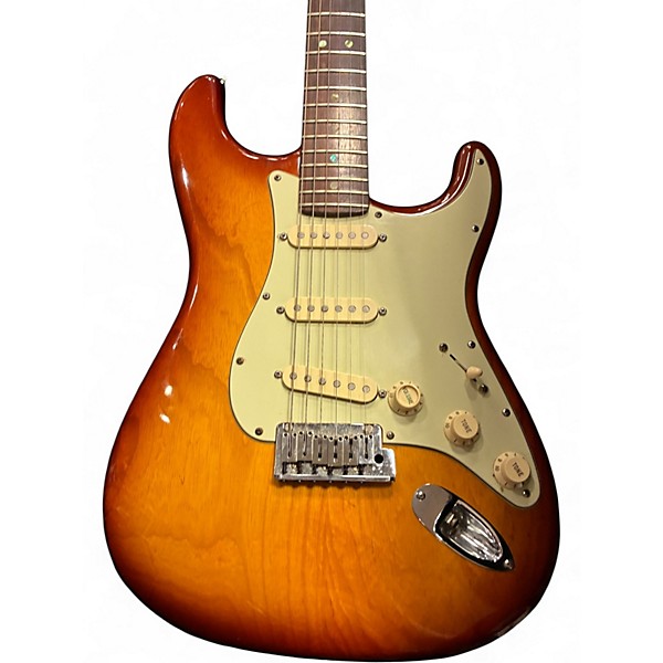 Used Fender American Deluxe Stratocaster Sienna Sunburst Solid Body Electric Guitar