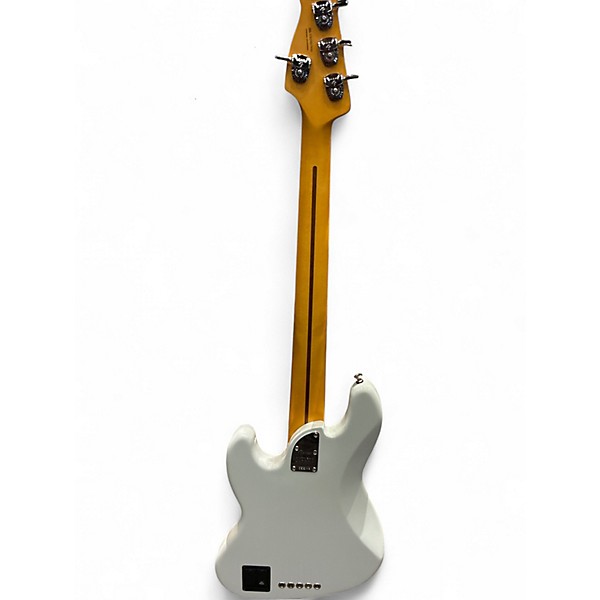 Used 2025 Fender jazz bass v white Electric Bass Guitar