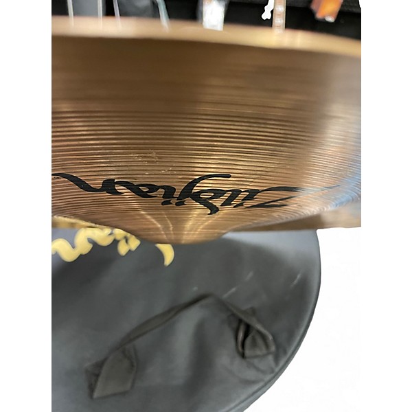 Used Zildjian 18in ZBT China Cymbal