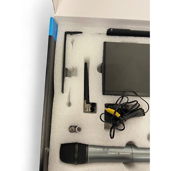 Used Sennheiser XS Wireless 2 Handheld Wireless System