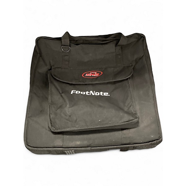 Used SKB FOOTNOTE AMPLIFIED PEDAL BOARD Guitar Combo Amp