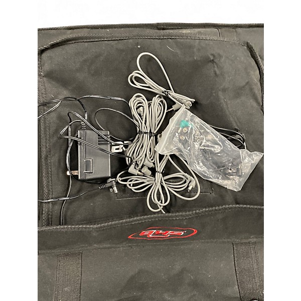 Used SKB FOOTNOTE AMPLIFIED PEDAL BOARD Guitar Combo Amp