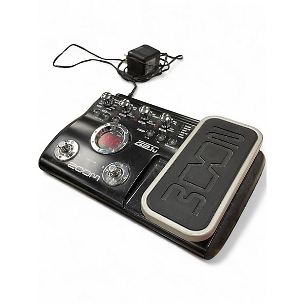 Used Zoom G21U Effect Processor