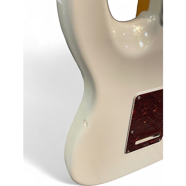Used Fender American Ultra Stratocaster ARCTIC PEARL Solid Body Electric Guitar