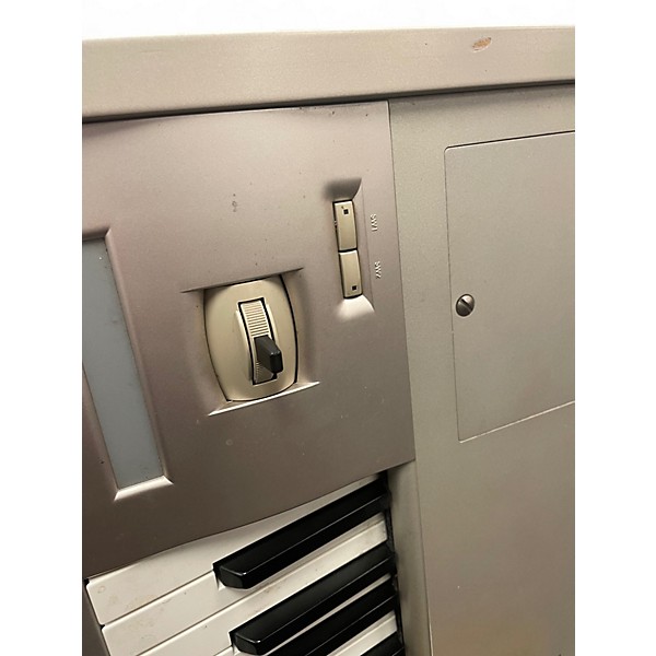 Used KORG Triton Studio 88 Key Keyboard Workstation