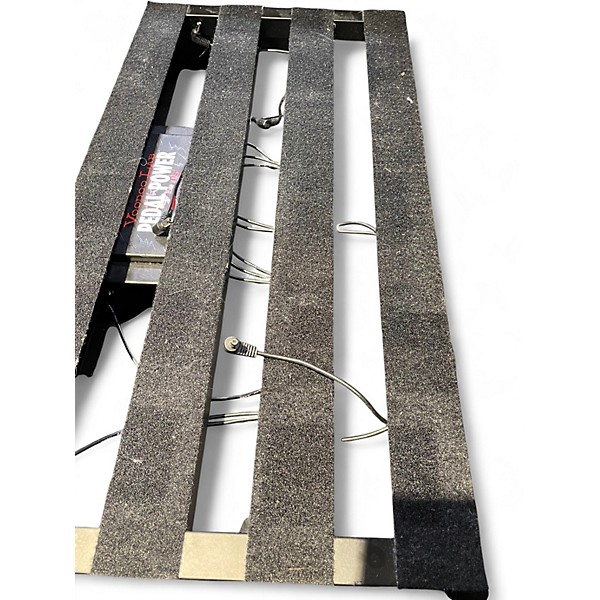 Used Pedaltrain Classic 2 with Voodoo Labs Pedal Power 2plus Pedal Board