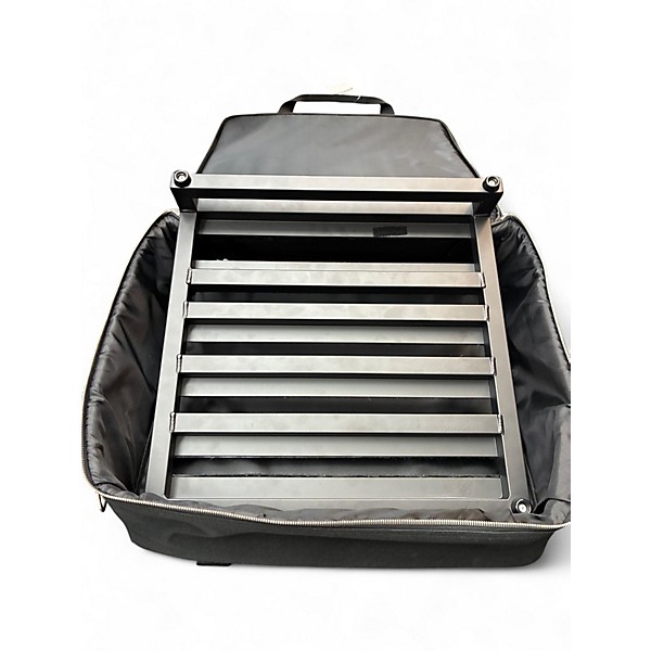 Used Pedaltrain XD18 Pedal Board