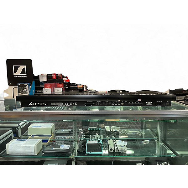 Used Alesis QS7-1 Synthesizer