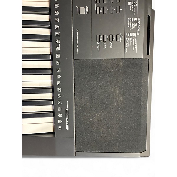 Used Yamaha PSRE343 61 Key Portable Keyboard