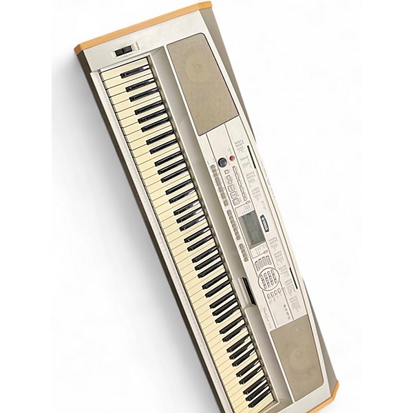 Used Yamaha DGX500 Keyboard Workstation