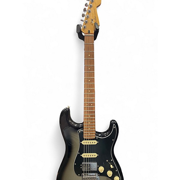 Used Fender STRATOCASTER 2 Tone Sunburst Solid Body Electric Guitar