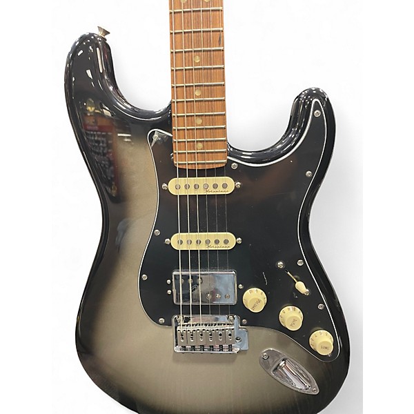 Used Fender STRATOCASTER 2 Tone Sunburst Solid Body Electric Guitar