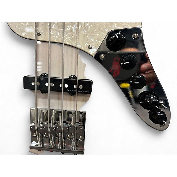 Used Sire MARCUS MILLER V8 WHITE Electric Bass Guitar