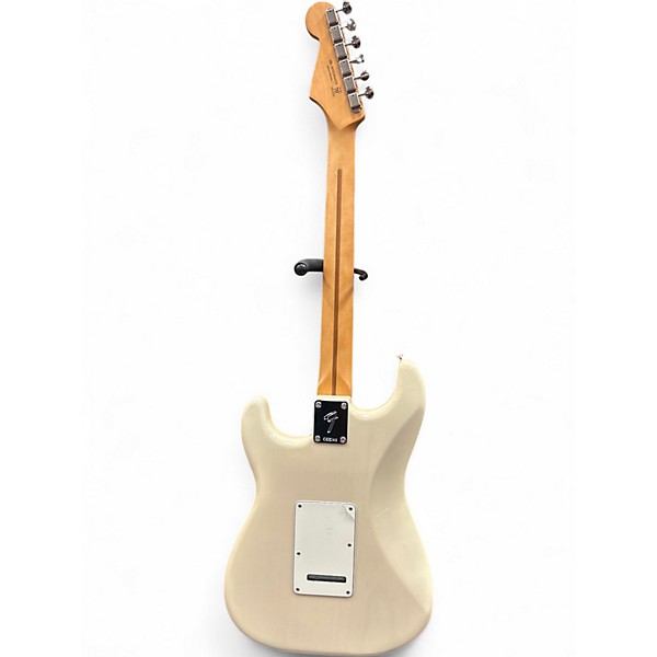 Used Fender Player Stratocaster White Blonde Solid Body Electric Guitar