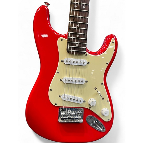 Used Squier Mini Affinity Stratocaster Dakota Red Electric Guitar